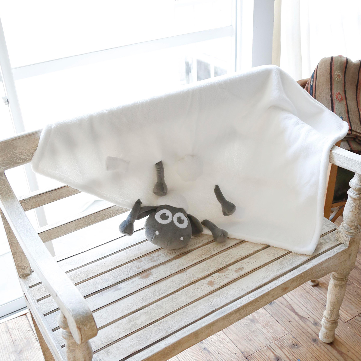 めい、お宝★秋らしい★ひつじのショ－ンの掛け軸 めい、お宝☆秋らしい☆ひつじのショ－ンの掛け軸 Amazon.co.jp